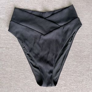 Aerie High Cut Cheeky Crossover Bikini Bottom | Size: Large | Black